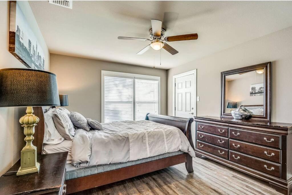 Cozy Haus Relaxing 'Home Base' Wifi Location Close To Town And Rivers, Schlitterbahn, Gruene New Braunfels Exterior foto